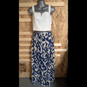 Square Neck Solid Crop Tank Top With High Rise Abstract Knotted Wide Leg Trouser